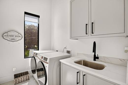 Laundry Room — 1192 Bernadette Lane NE